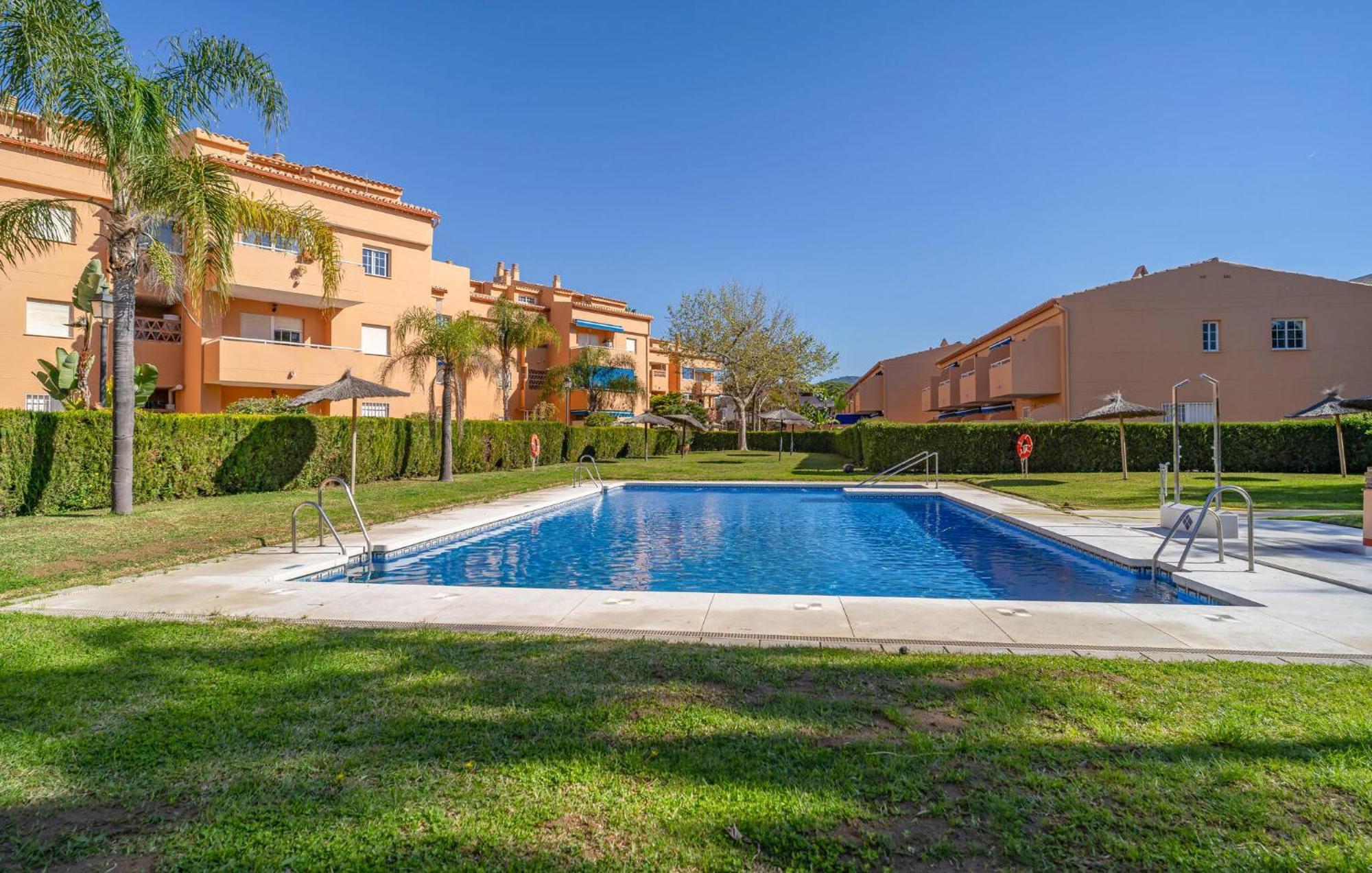 Apartment Awesome In With Wifi Marbella